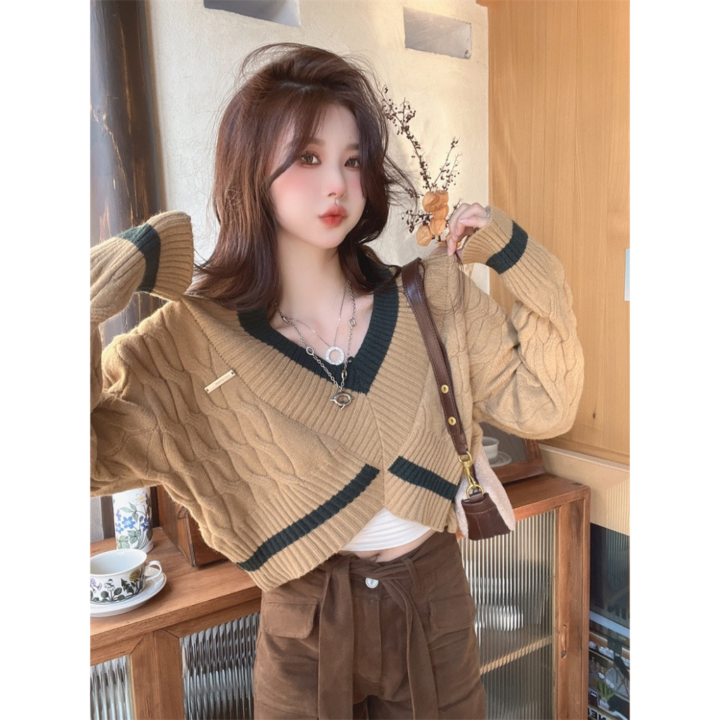 Áo Croptop Len Nữ Dài Tay Cổ Tim 🦋 Áo Crt Nữ Trơn Dáng Ngắn Phối Viền 2 Màu 🦋 | BigBuy360 - bigbuy360.vn