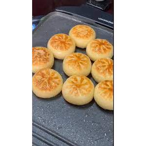 Bánh Xếp HoTeok Nhân Phô Mai Mozzarella 600g hấp dẫn