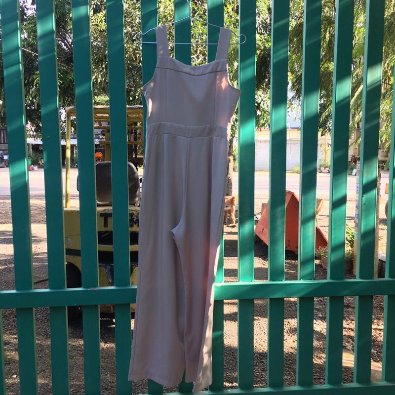 Quần yếm NoBrand women sleeveless jumpsuit