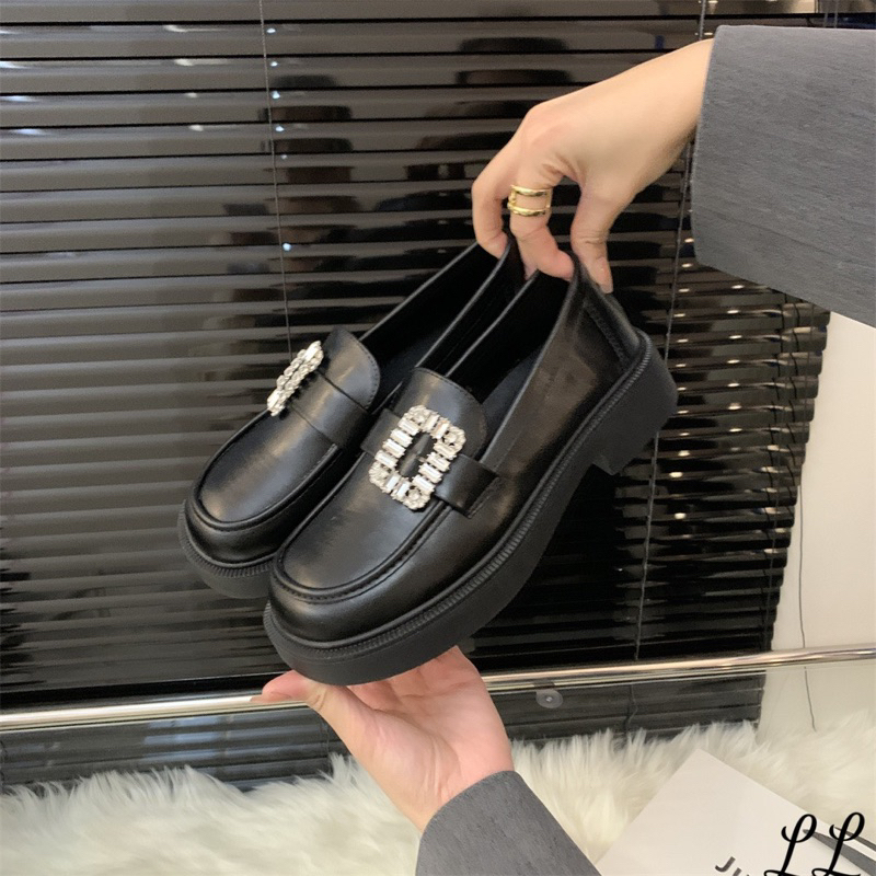 MOCA DA MỀM HÀNG QC