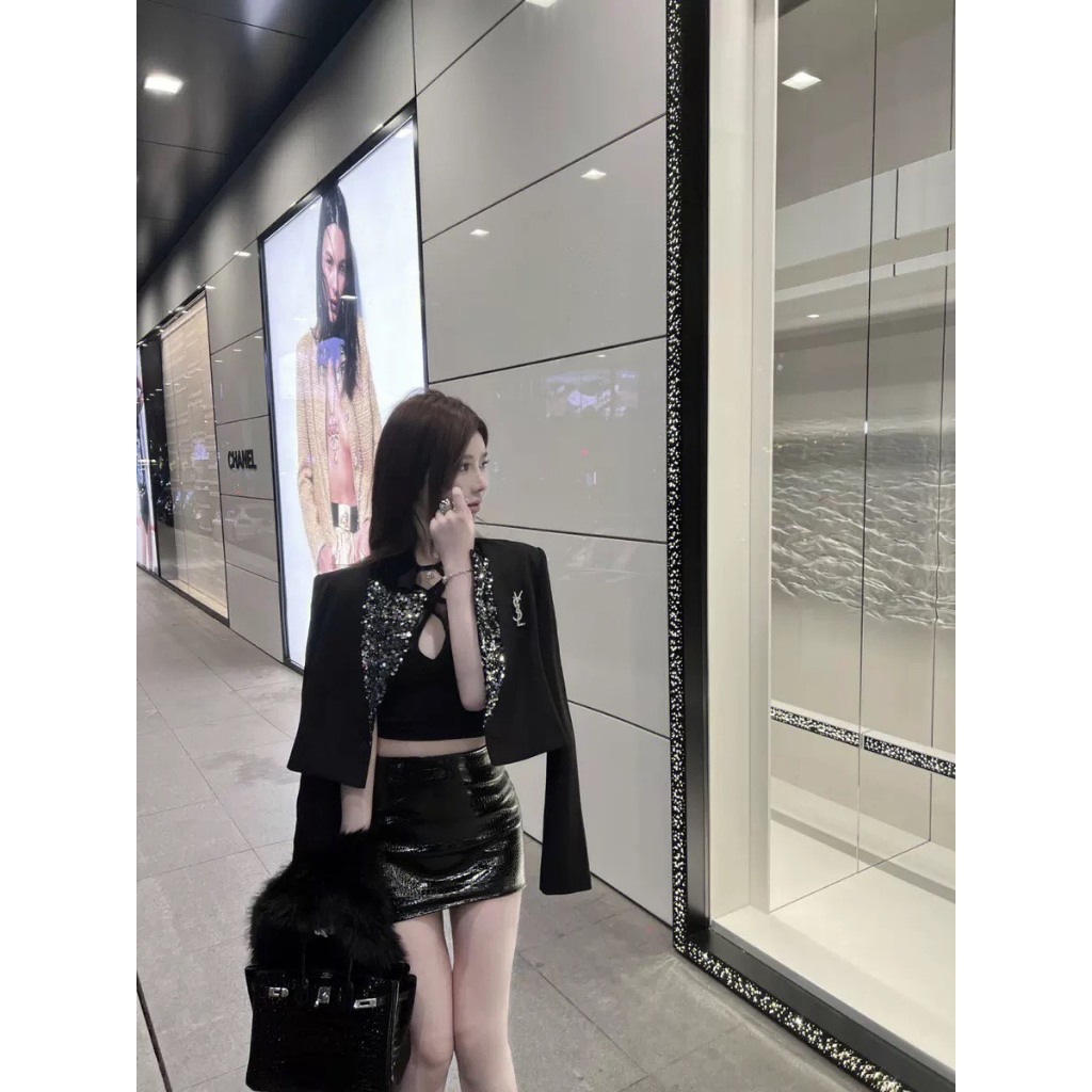 B003 Set Blazer croptop phối mặt kim tuyến lấp lánh cài trâm chân váy da siêu xinh hẹn hò Sẵn IB Giảm 30K