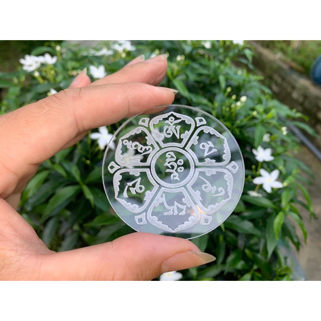 Chữ OM MANY PADME HUM