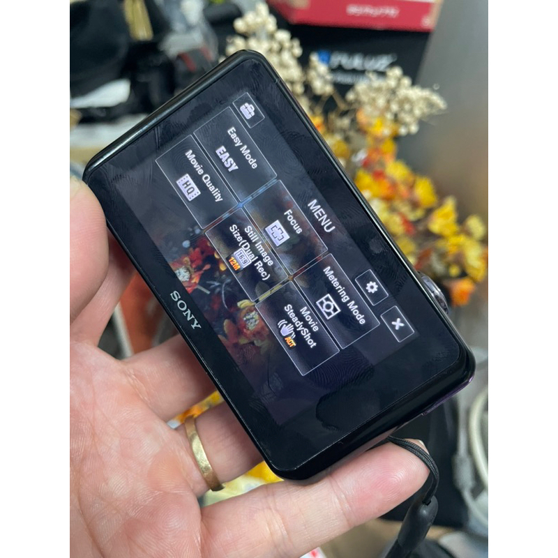 Máy ảnh Sony SyberShot DSC WX30 màn hình cảm ứng