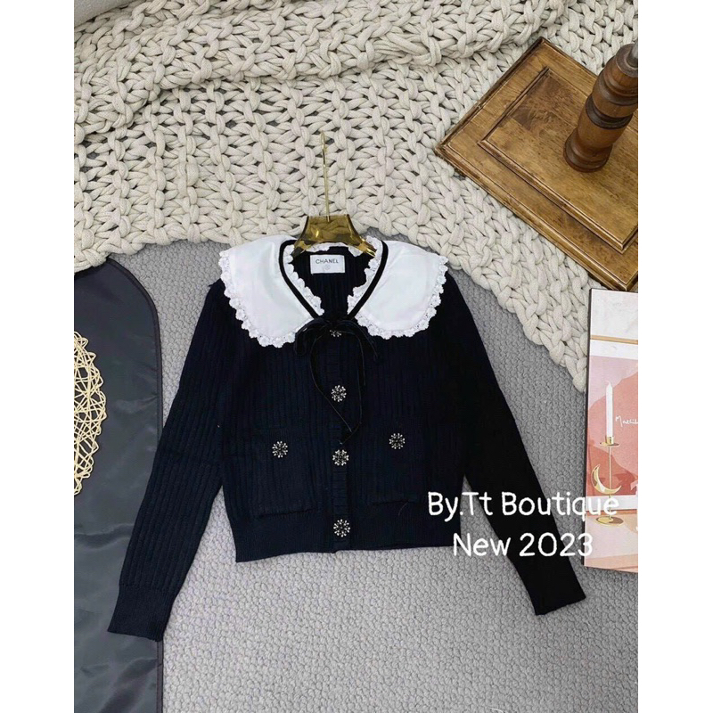 Áo len carigan cổ sen viền ren QCL1