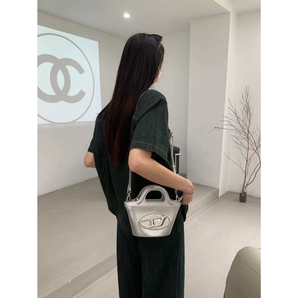 Túi xách nữ, túi đeo chéo thời trang công sở Hàn Quốc đeo chéo hot trend _TÚI QUAI XÁCH CHỮ DDD SIZE 22