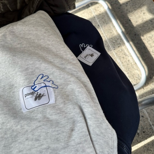 Áo khoác dây kéo hoodiezip unisex vải dày vừa "Rabbit" PLASTIC