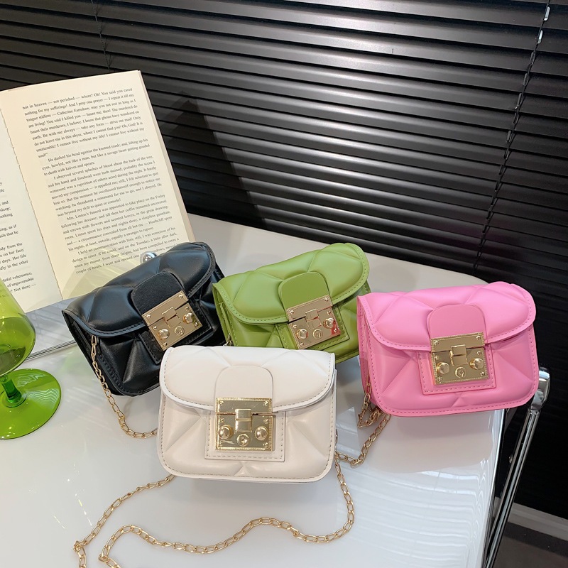 Túi xách nữ, túi đeo chéo thời trang công sở Hàn Quốc đeo chéo hot trend _ TÚI MINI KHÓA MIUU TRẦN TRÁM DÂY KL