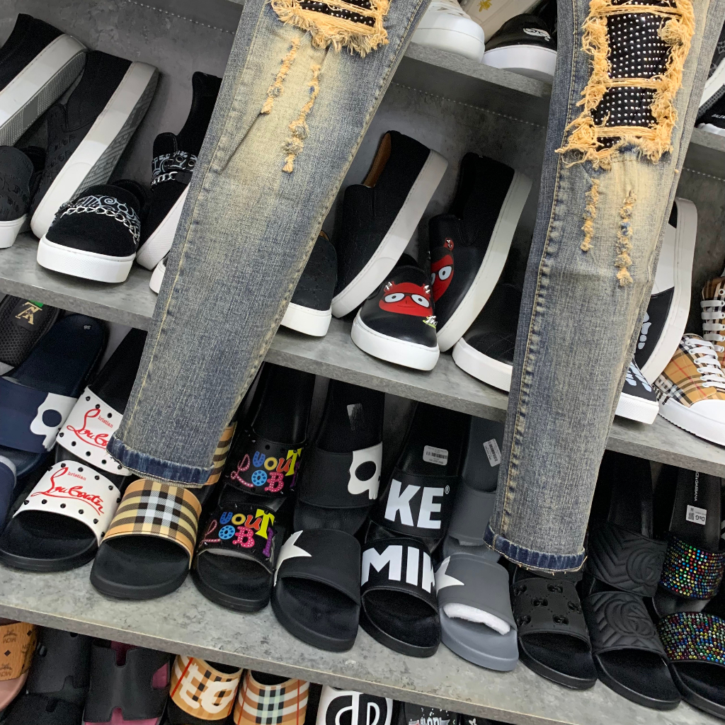 Quần jean bò nam Amiri slimfit xanh bụi rách xù to đùi gối vá vải đính đá bạc 4 cúc boy phố QJ250P