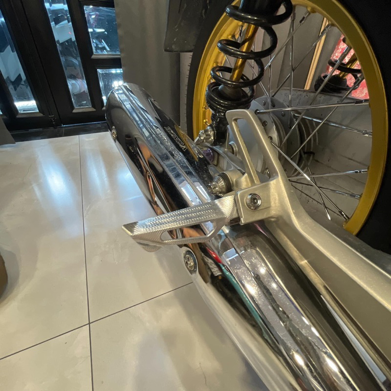 Gác chân sau nhôm CNC Wave/Dream/Fuled/Funeo/FutureX/Ex nhỏ/ex135/ Ex150/Winner..