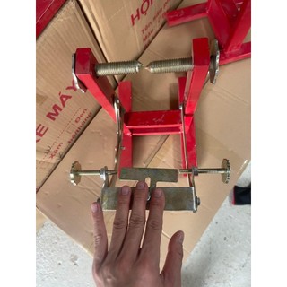 Giá cân vành xe máy loại 1