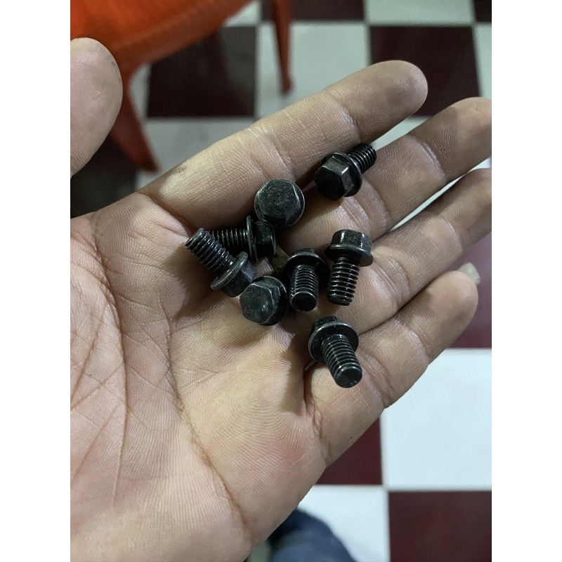 ốc dao máy cắt vải đứng giá 1 con