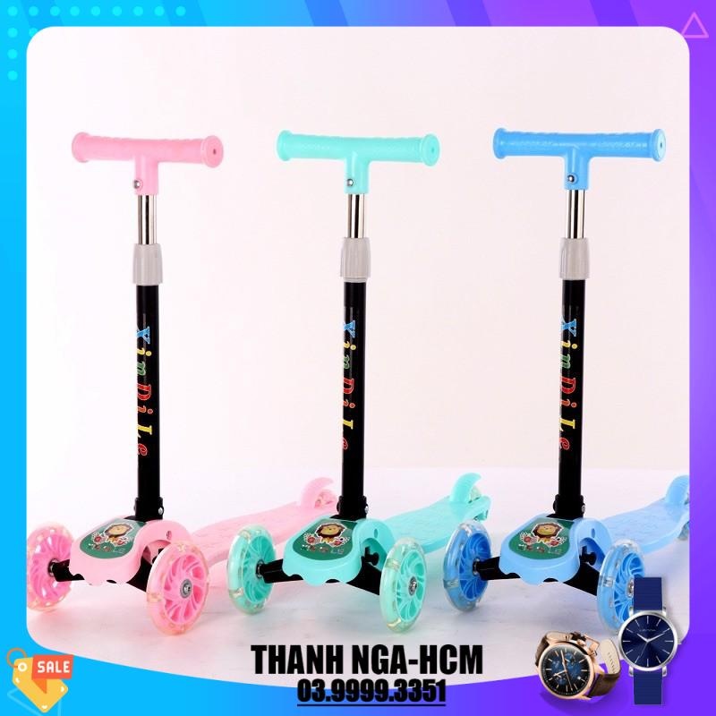 Xe trượt Scooter 3 bánh có bánh xe phát sáng (XE TRƯỢT SCOOTER (NHỰA) THĂNG BẰNG 3 BÁNH PHÁT SÁNG MẪU MỚI 2021 )1