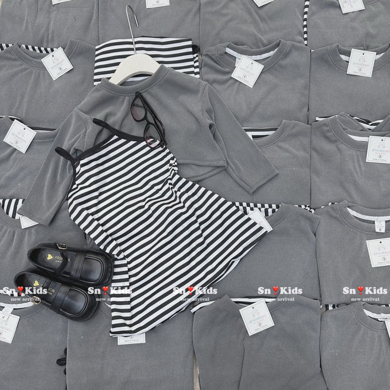 Set váy  sọc 2 dây body kèm áo khoác siêu xinh cho bé gái