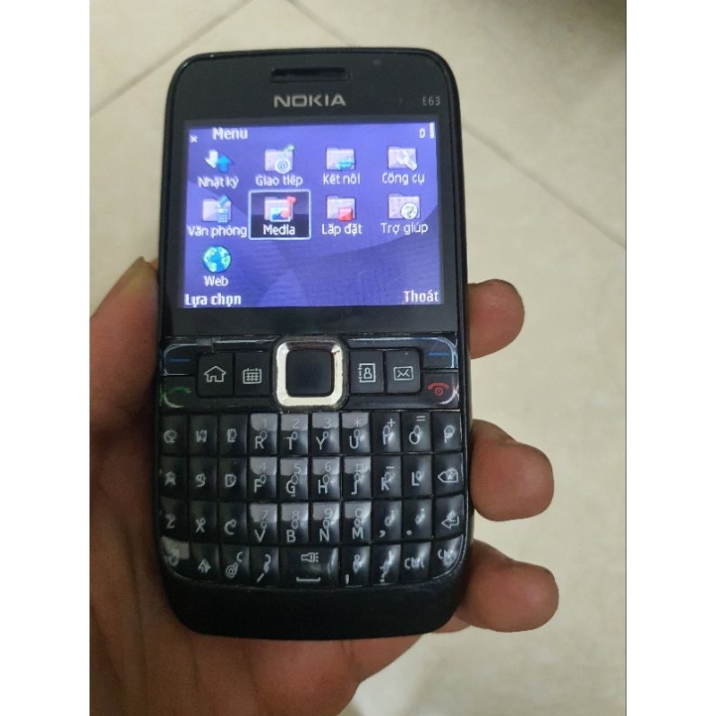 Xác nokia E63