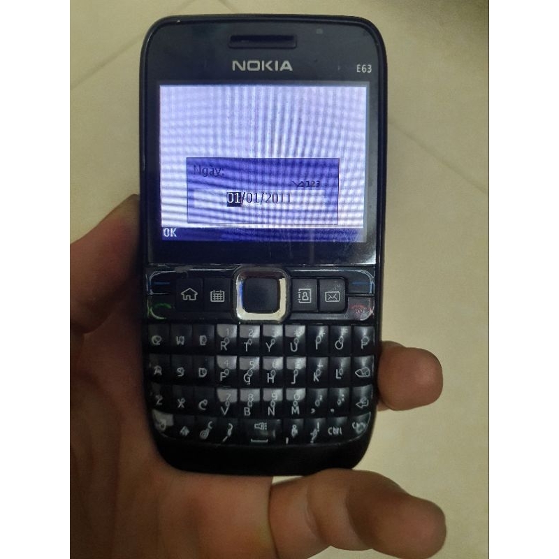 Xác nokia E63