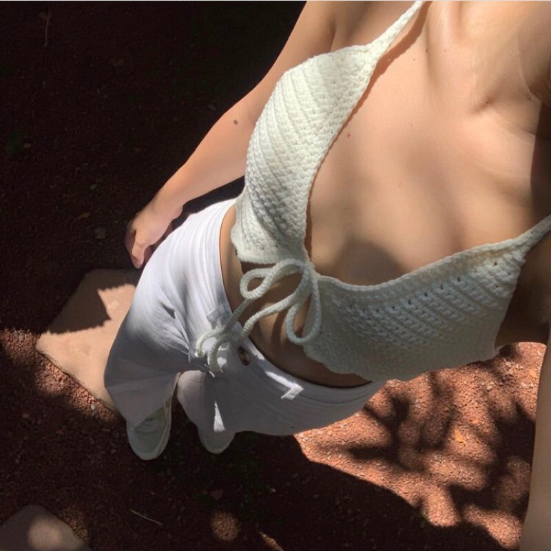 Áo len thắt ngực Lovely Crop - Áo móc len