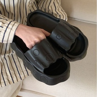 Dép nam nữ hoạ tiết bọt biển phô mai đế cao 5cm