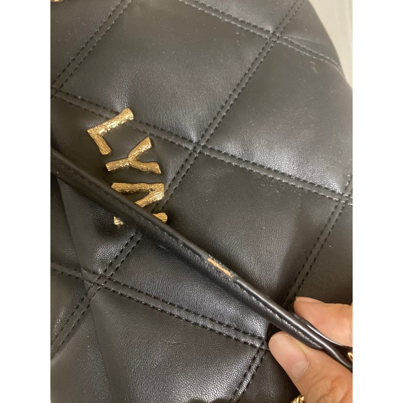 Túi Lyn đen chính hãng auth