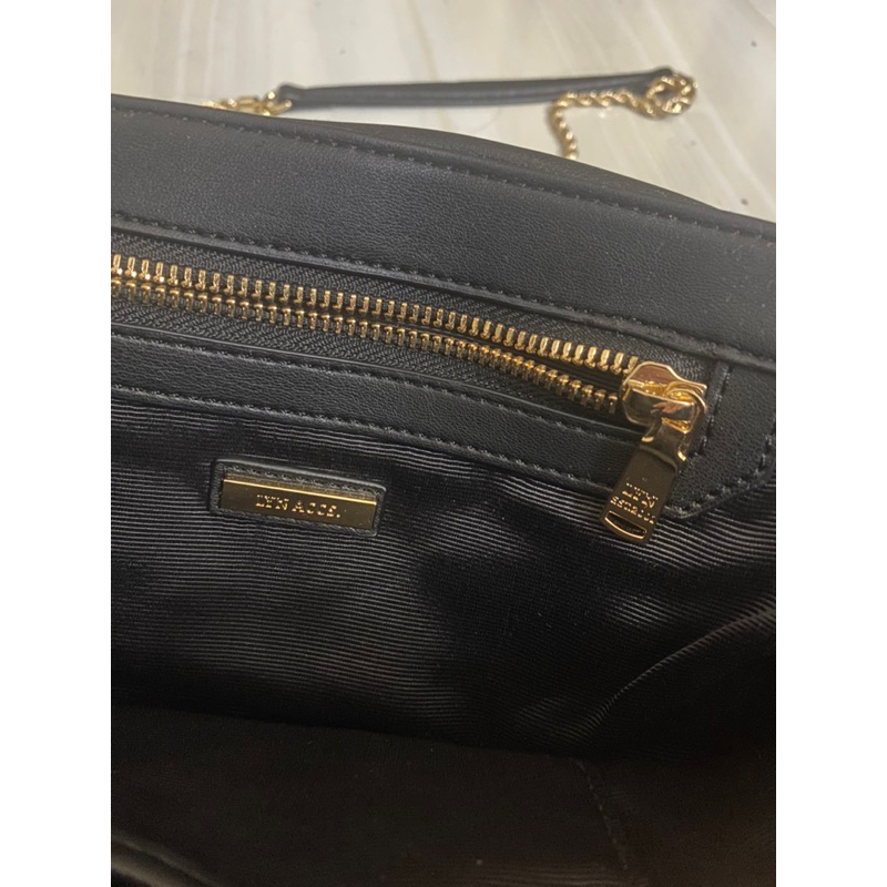 Túi Lyn đen chính hãng auth