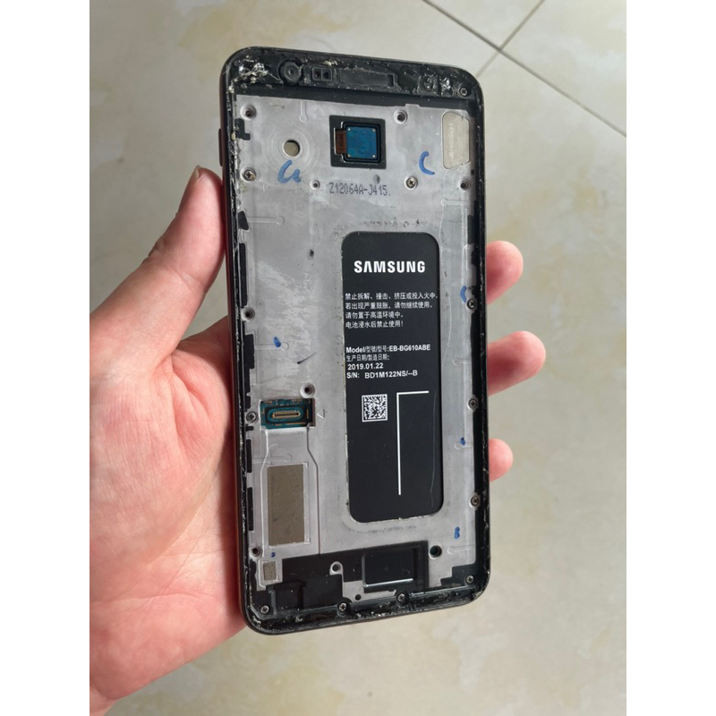 Điện thoại xác samsung j4 plus