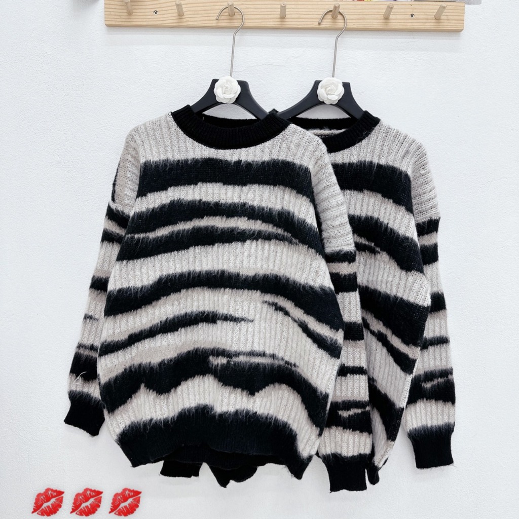 Áo len dài tay họa tiết vằn oversize