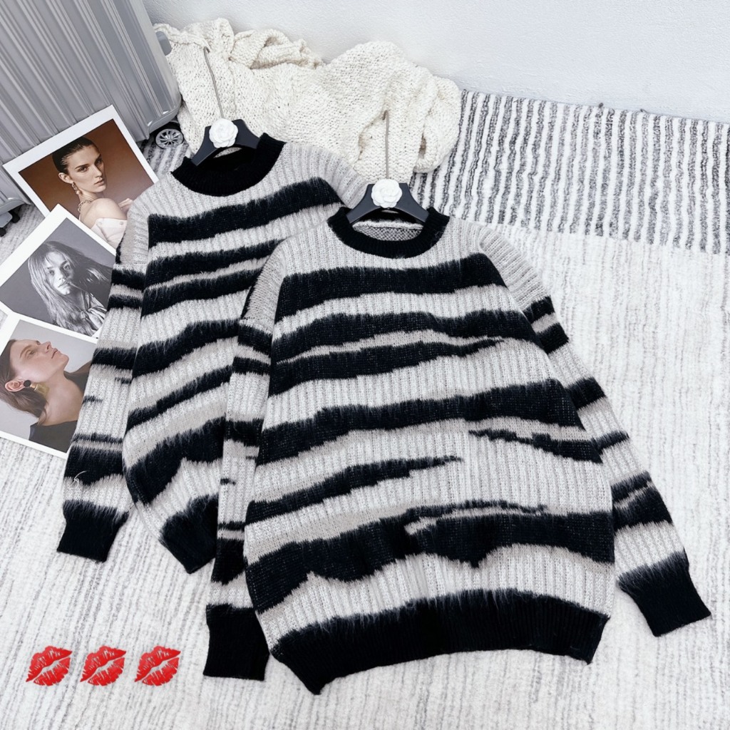 Áo len dài tay họa tiết vằn oversize