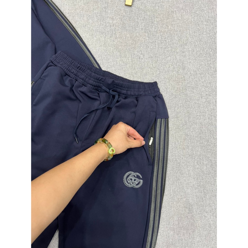 Bộ thu đông nam 3 màu GG sọc áo và quần thêu logo, chất umi dày dặn vận động cực thoải mái, sọc kẻ hai bên lên dáng san