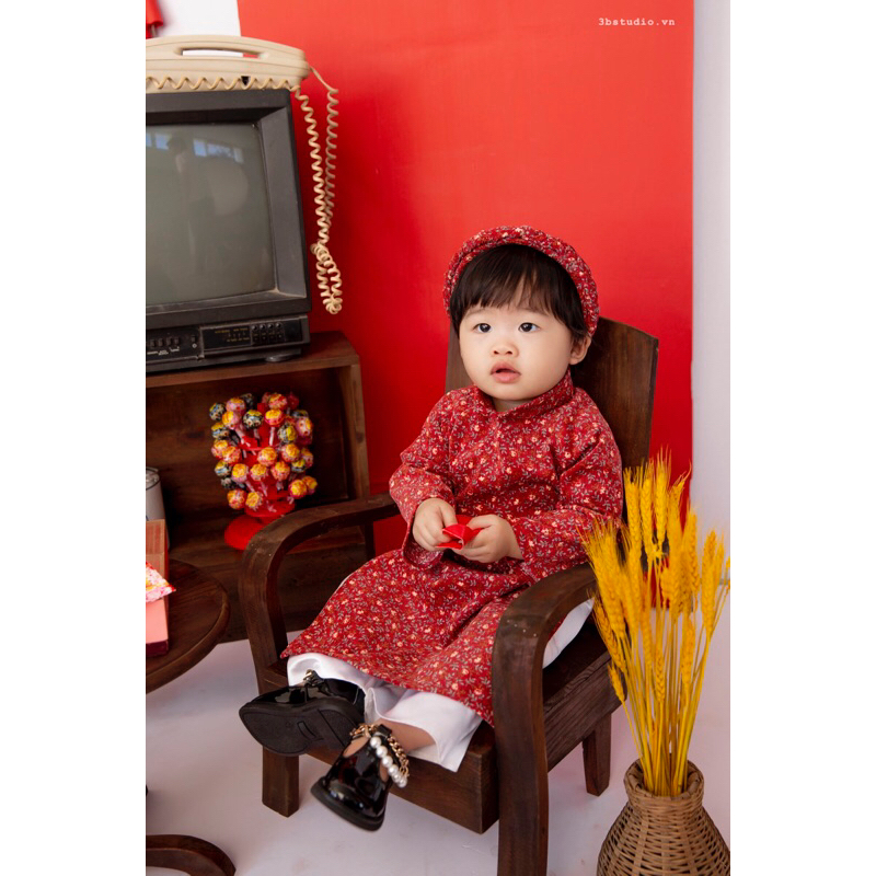 Áo Dài Nhung Tăm Hoa Nhí Kèm Cài Tóc Cho Bé Gái