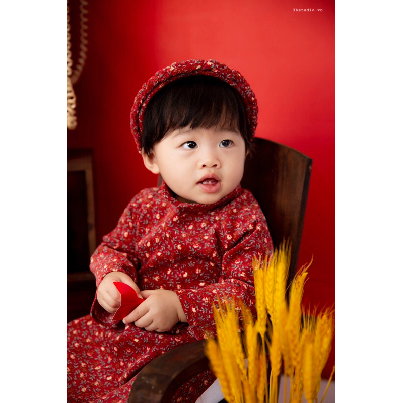 Áo Dài Nhung Tăm Hoa Nhí Kèm Cài Tóc Cho Bé Gái