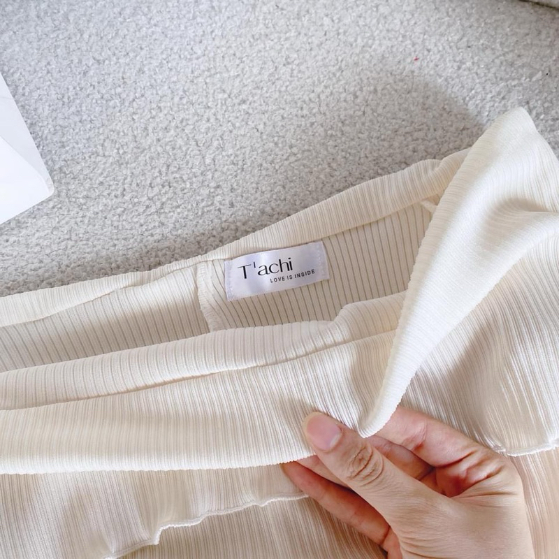 SET ÁO GÂN TRỄ VAI TAY DÀI XẺ TÀ + CHÂN VÁY MIDI