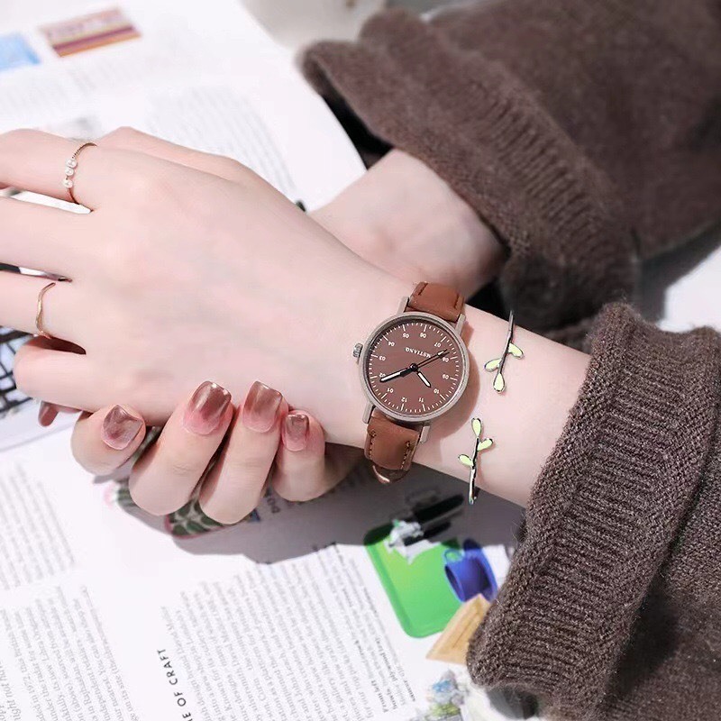 Đồng  Hồ Nữ Mặt Tròn Dây Da Dễ Thương  ASK