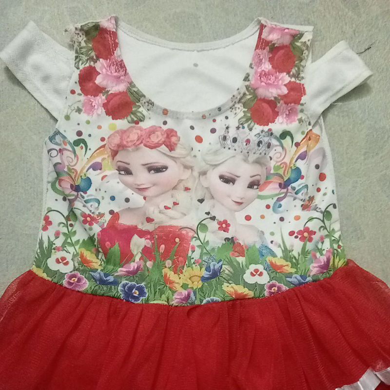 Đầm ren công chúa Elsa