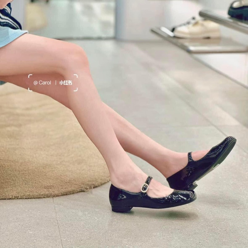 Giày búp bê Cnk đế bệt miệng nông hoạ tiết trơn quai nganh khoá đính ngọc phong cách năng động hàng fullbox