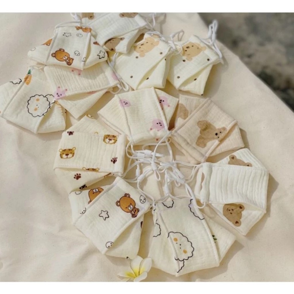 Khẩu trang vải xô muslin organic 3 lớp kháng khuẩn mềm mịn họa tiết xinh cho bé