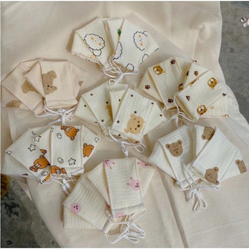 Khẩu trang vải xô muslin organic 3 lớp kháng khuẩn mềm mịn họa tiết xinh cho bé