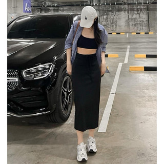 Set áo croptop 2s đen + sơ mi sọc xanh + chân váy midi đen