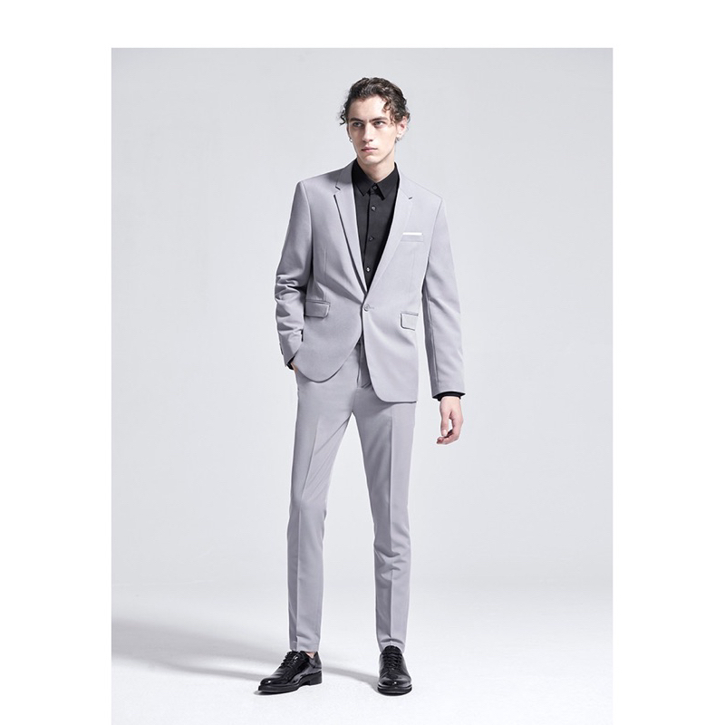 Bộ Vest Nam Cao Cấp màu ghi sáng , Mẫu Thiết kế Cổ Ve Nhọn Bản To Túi Ốp Ngoài, Dáng Áo 1 Cúc Trẻ Trung Sang Trọng
