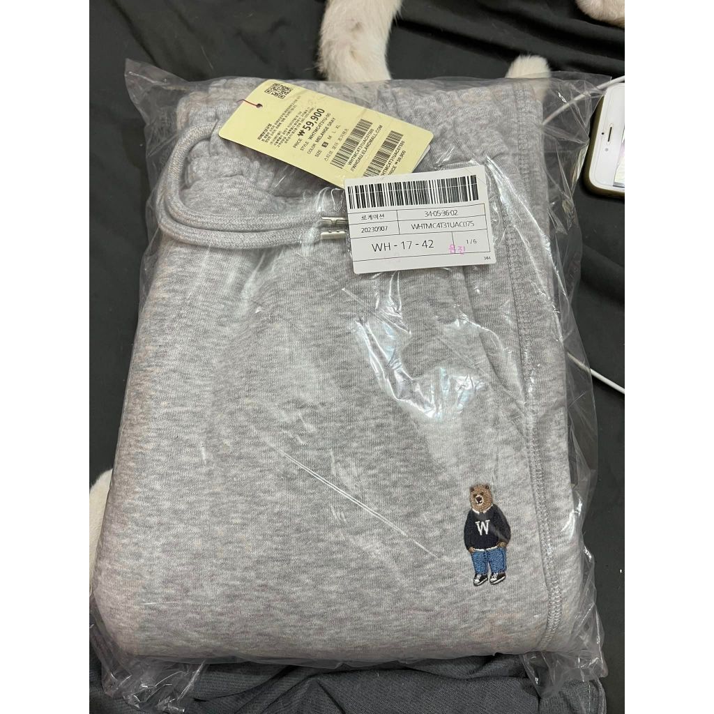 Quần WHO.A.U nỉ bo gấu lót lông