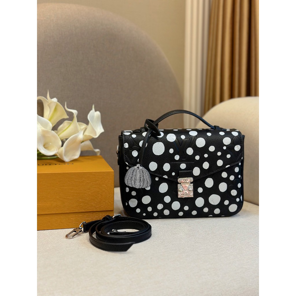 TÚI LV METIS CHẤM BI SZ24