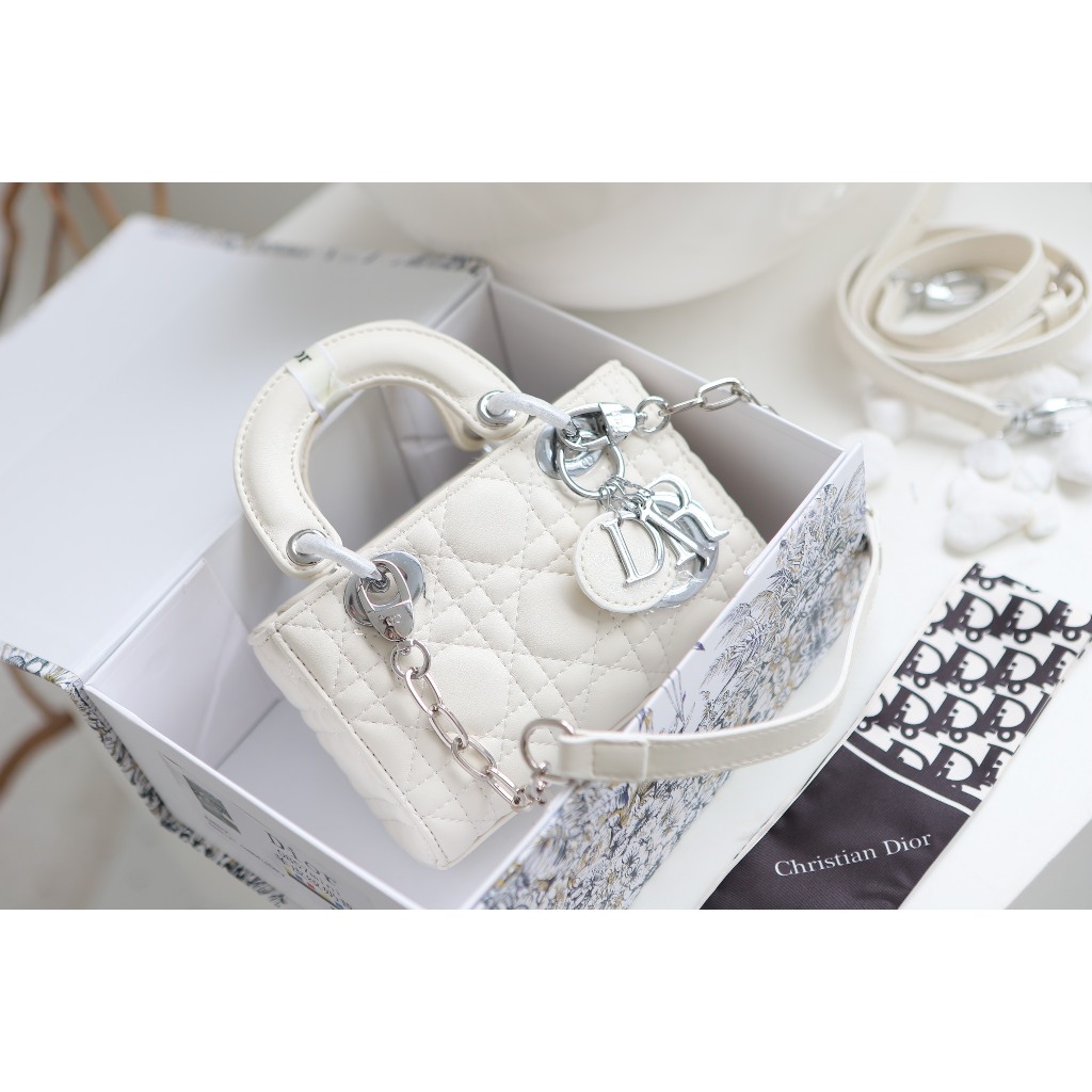 TÚI CD LADY JOY SZ18 TAG BẠC