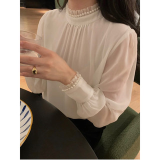 Áo Sơ Mi Voan Tơ Cổ Ngọc Tay Bo Màu Be Sang Chảnh Mặc Trong Áo Tweed Đơn Giản Phong Cách Hàn Quốc Cho Nữ