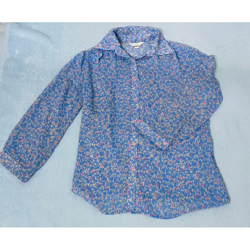 Áo sơ mi nữ màu xanh dương phối hoạ tiết size L mới 95% - thanh lý pass áo 2hand