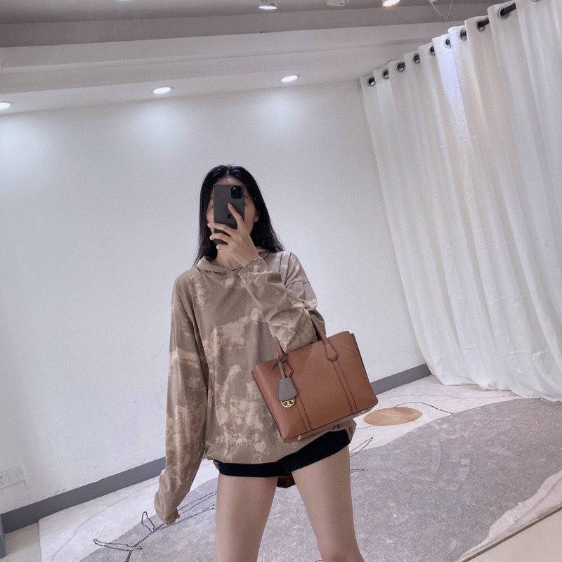 Túi tory burch perry tote