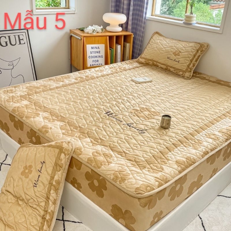 Bộ ga gối nỉ tuyết sản hô điểm thêm những bông hoa cúc tạo sự hài hoà cho căn phòng của bạn ga 1m6x2m