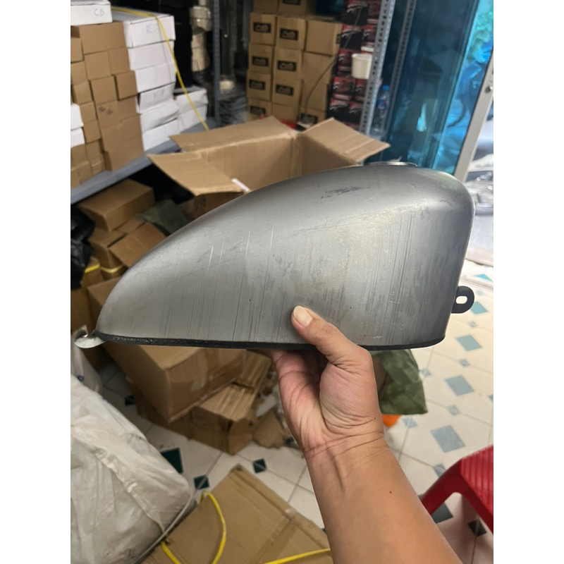 Bình xăng độ phong cách bobber