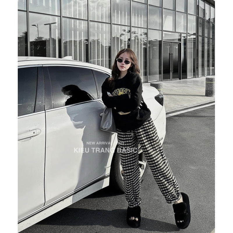 Sét áo dài tay hình cute + quần baggy kẻ caro