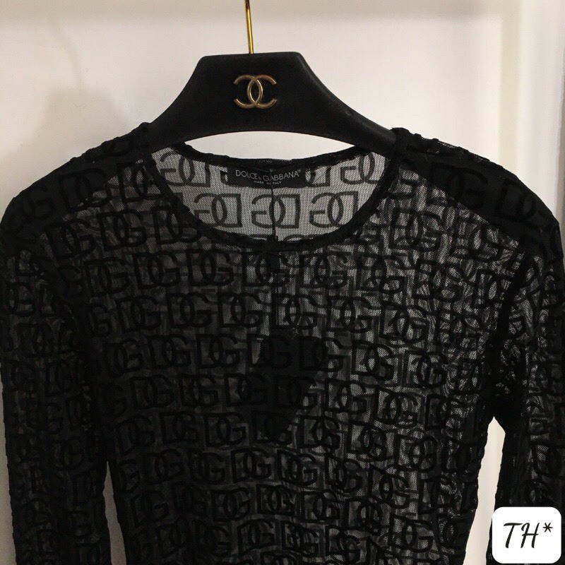 Áo bodysuit chữ nhung sịn sò