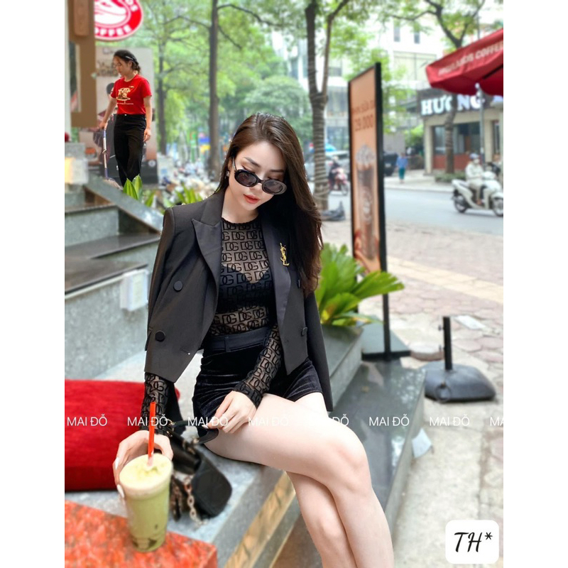 Áo bodysuit chữ nhung sịn sò