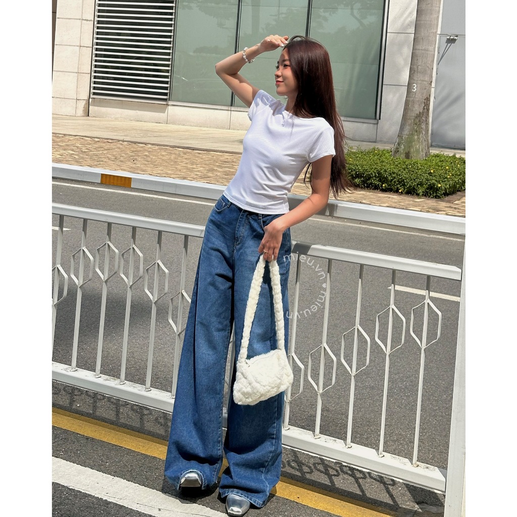 Quần jean nữ ống suông loe gấu dài style trẻ trung năng động MIEU - KAU16