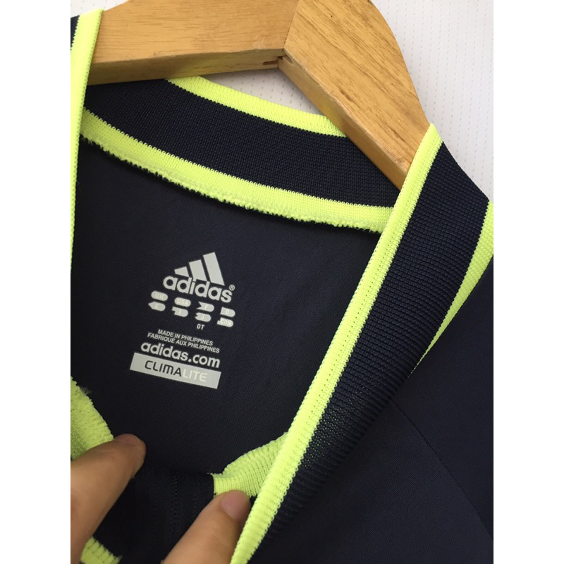 Siêu phẩm áo Adi.da.s mới toanh siêu xinh màu xanh den